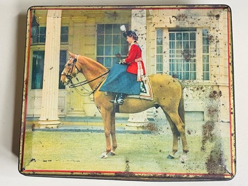 Vtg queen elizabeth england - queen,
